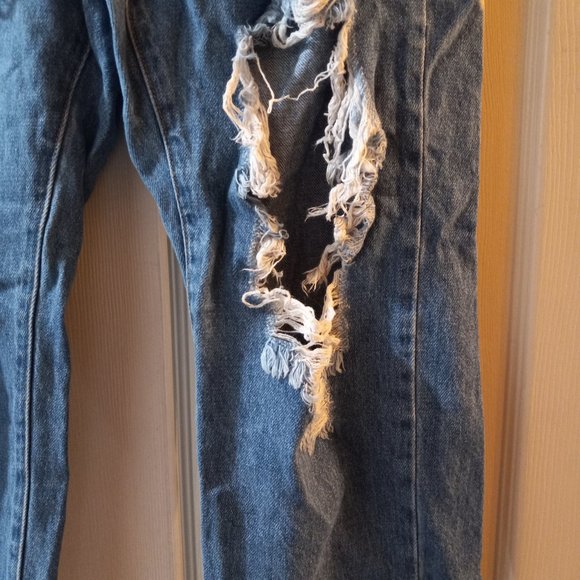 American Bazi Women Distressed Fringe Jeans Size Medium - Picture 7 of 9